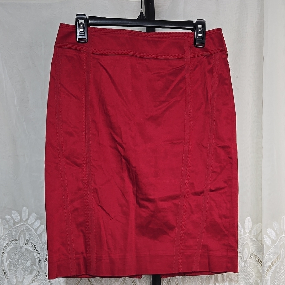 White Hoise Black Market Red Skirt Size 8
